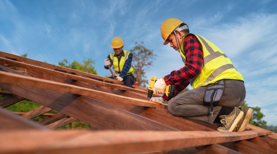 Professional gutter cleaning in Elk Mountain, WY